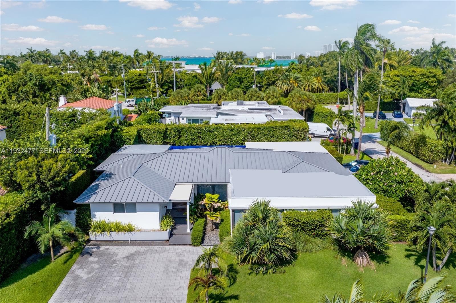 Single-family home at 6420 Pinetree Drive Cir, Miami Beach, FL