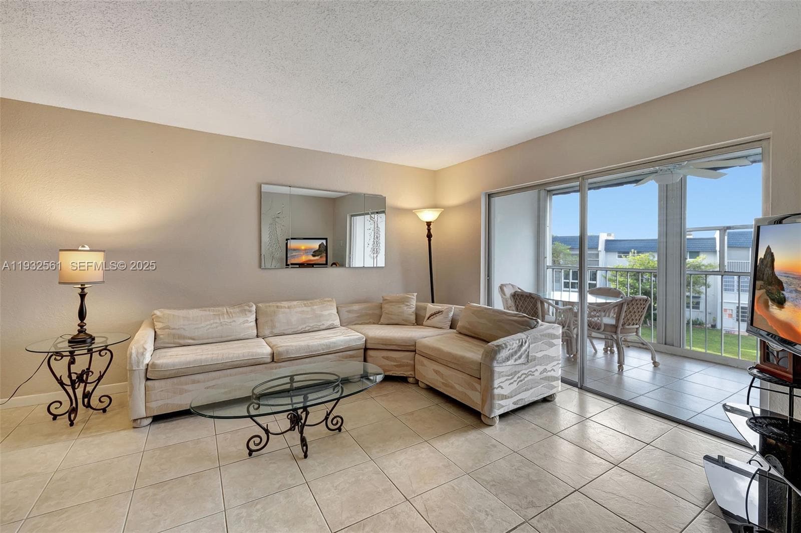 Condo at 7897 Golf Circle Dr, Margate — photo 3