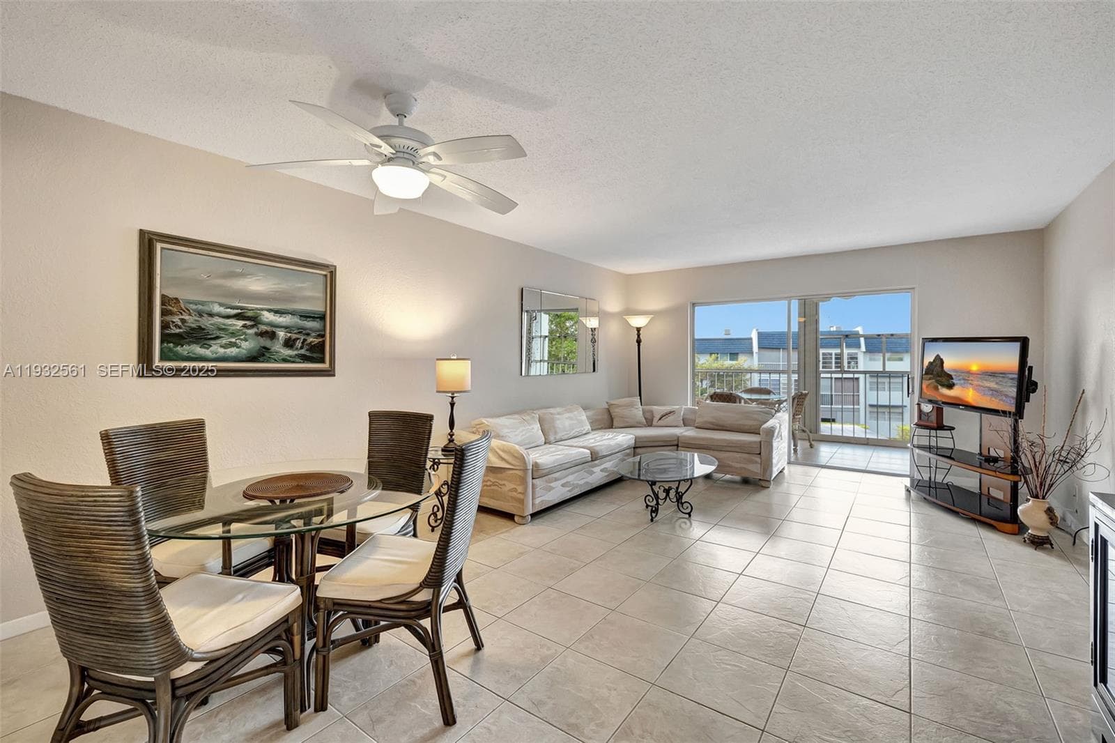 Condo at 7897 Golf Circle Dr, Margate — photo 1