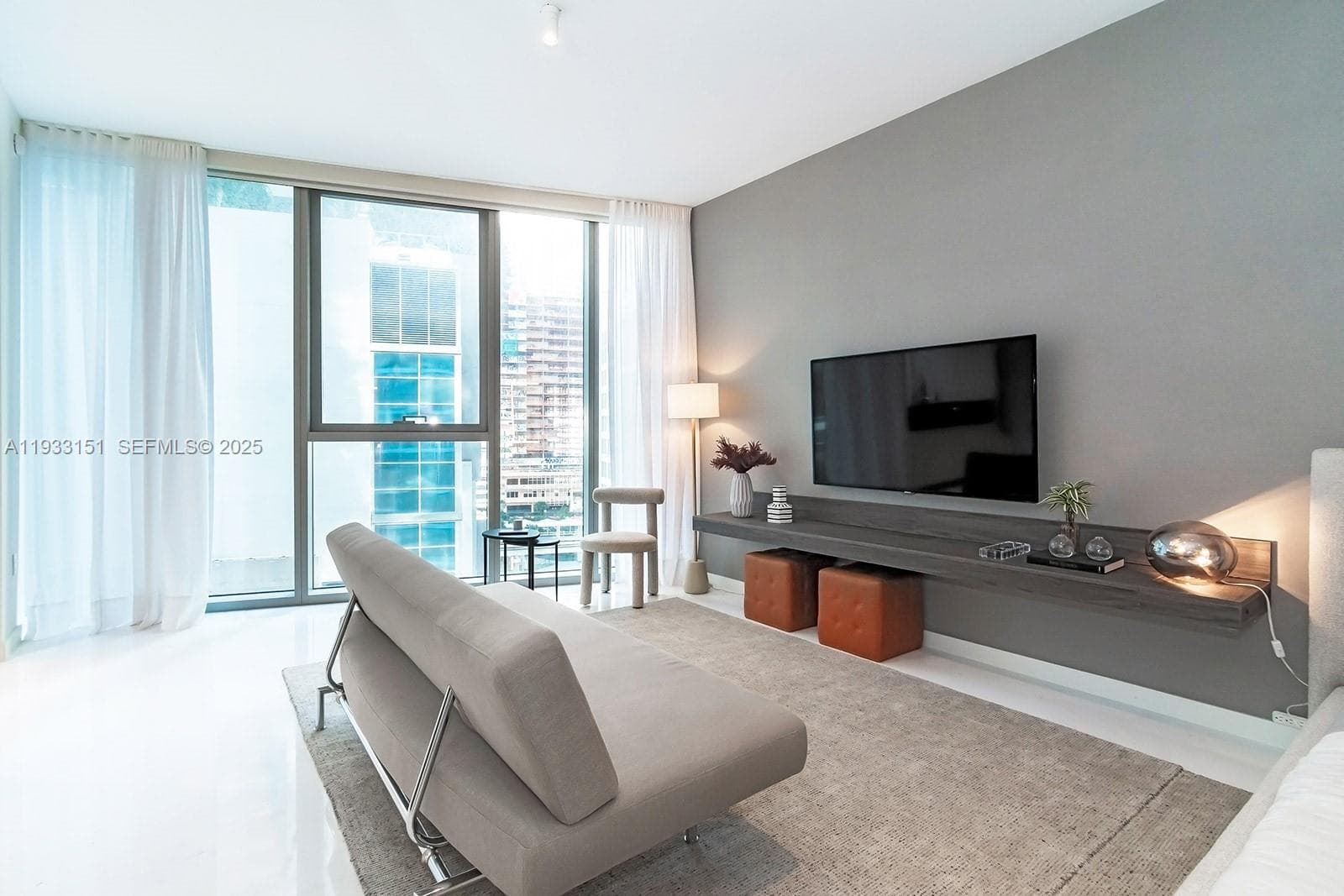 Condo en 300 Biscayne Blvd Way, Miami — foto 1