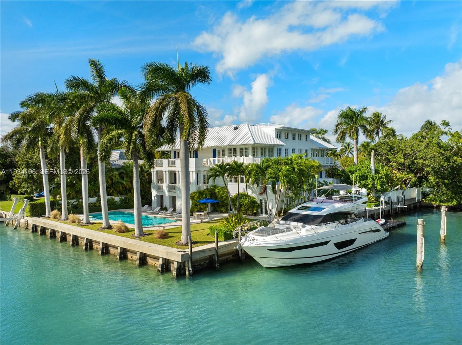 Single-family home at 100 Cape Florida Dr, Key Biscayne, FL