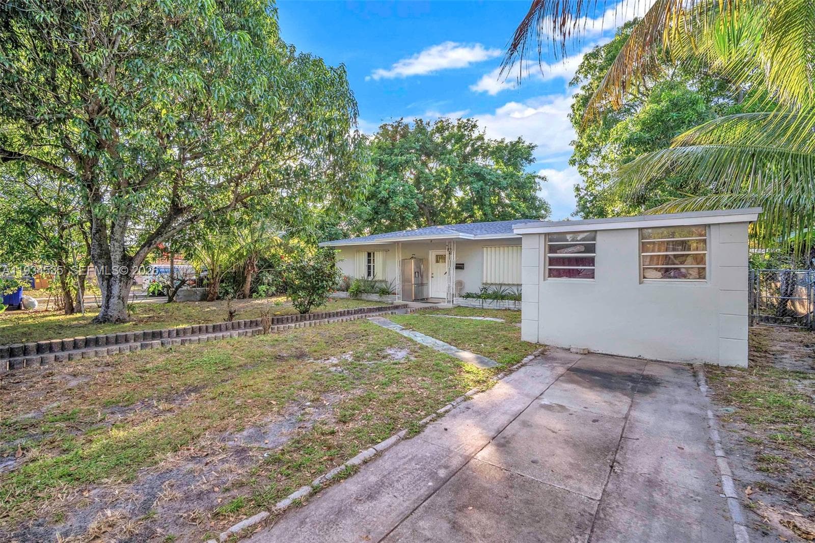 Single-family home at 16234 NE 9th Ct, North Miami Beach, FL