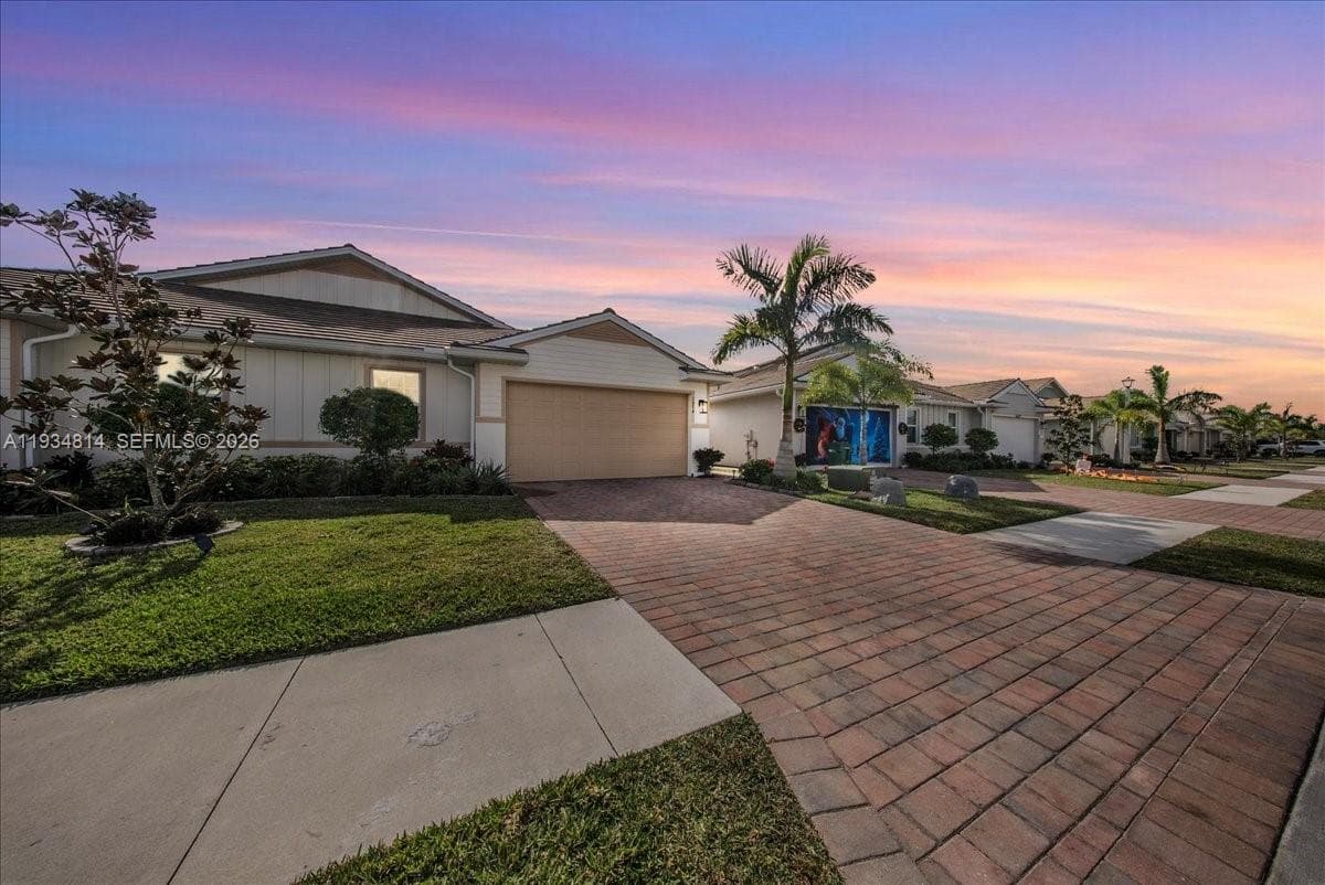 Single-family home at 1074 Enbrook Loop, Naples — photo 1