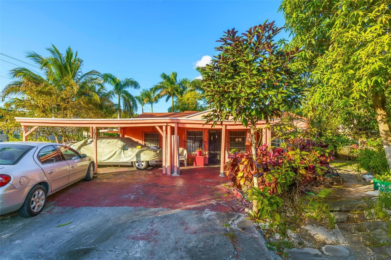 Single-family home at 191 NW 83rd St, Miami — photo 3