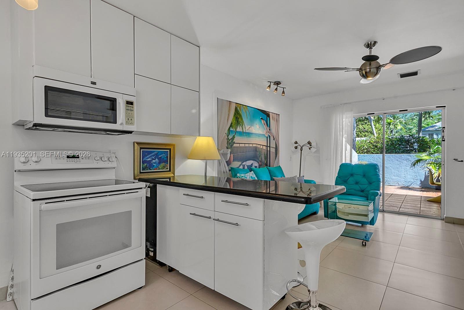 Townhouse at 798 Crandon Blvd, Key Biscayne — photo 3