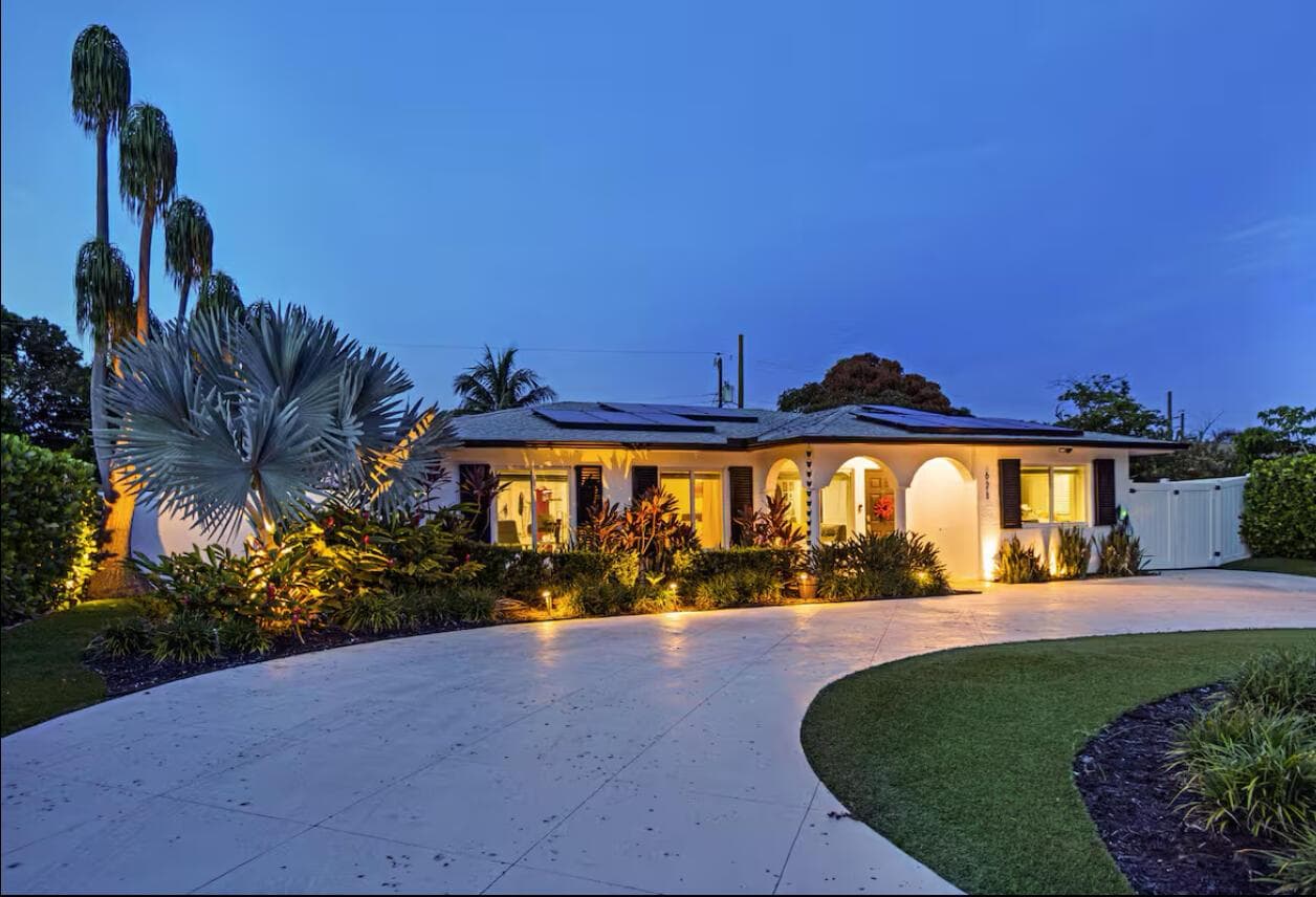 Single-family home at 623 Jaeger Drive, Delray Beach, FL