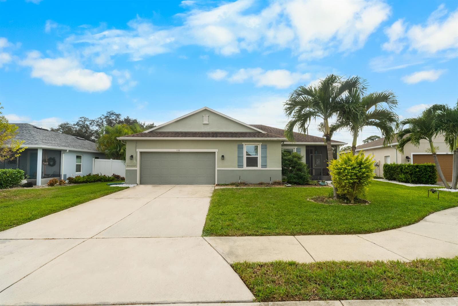 Single-family home at 110 65th Avenue E, Bradenton, FL