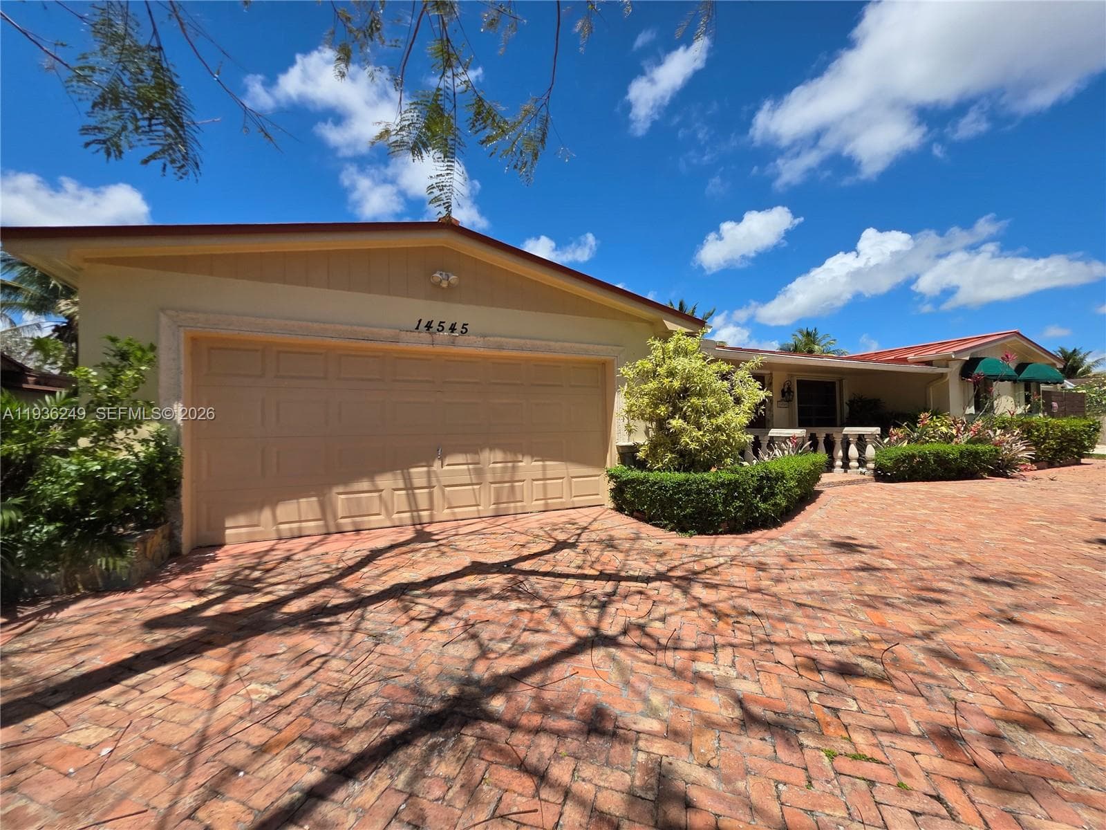 Single-family home at 14545 SW 75th St, Miami — photo 1
