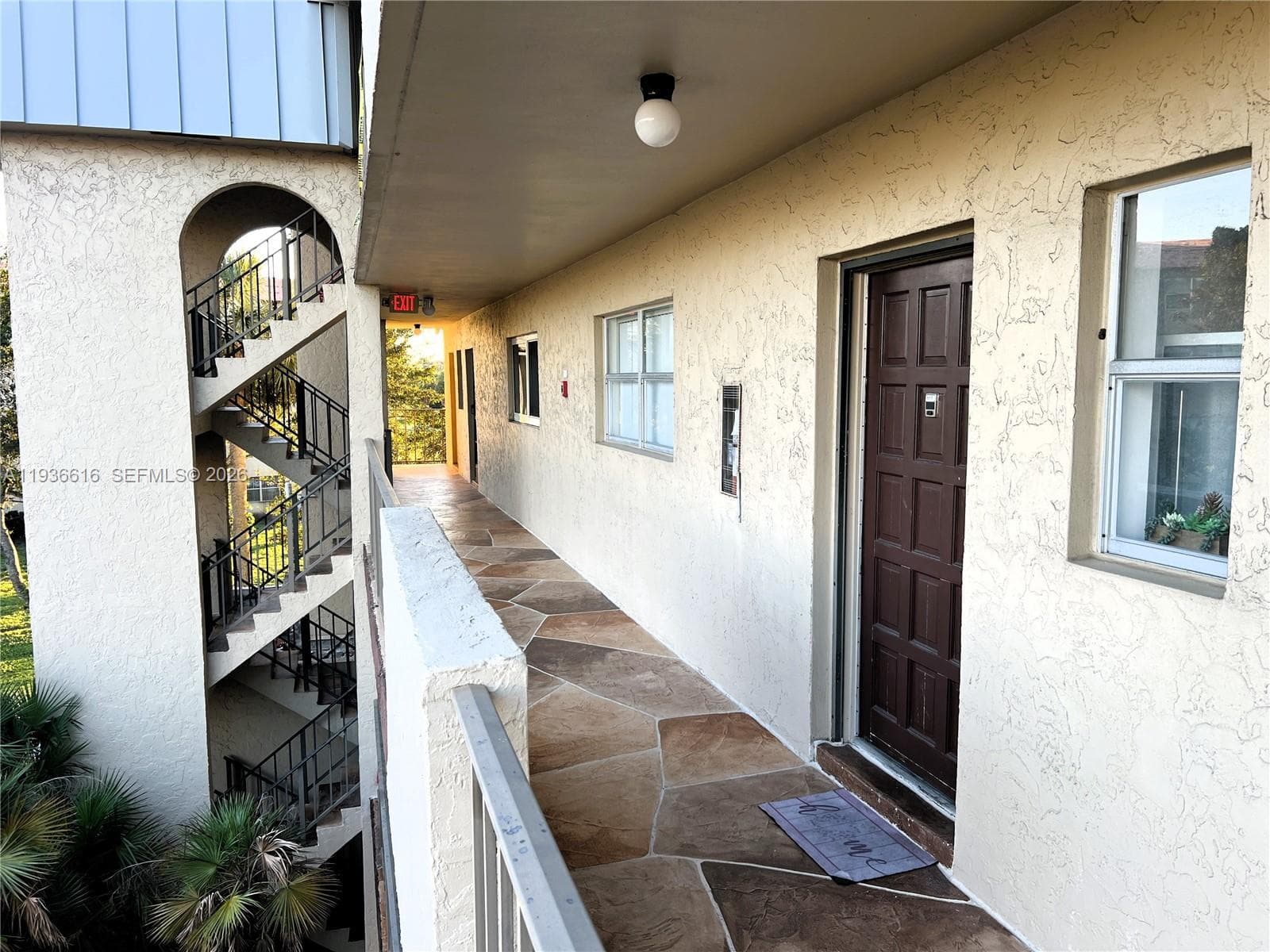 Condo at 6301 N Falls Cir Dr, Lauderhill — photo 3
