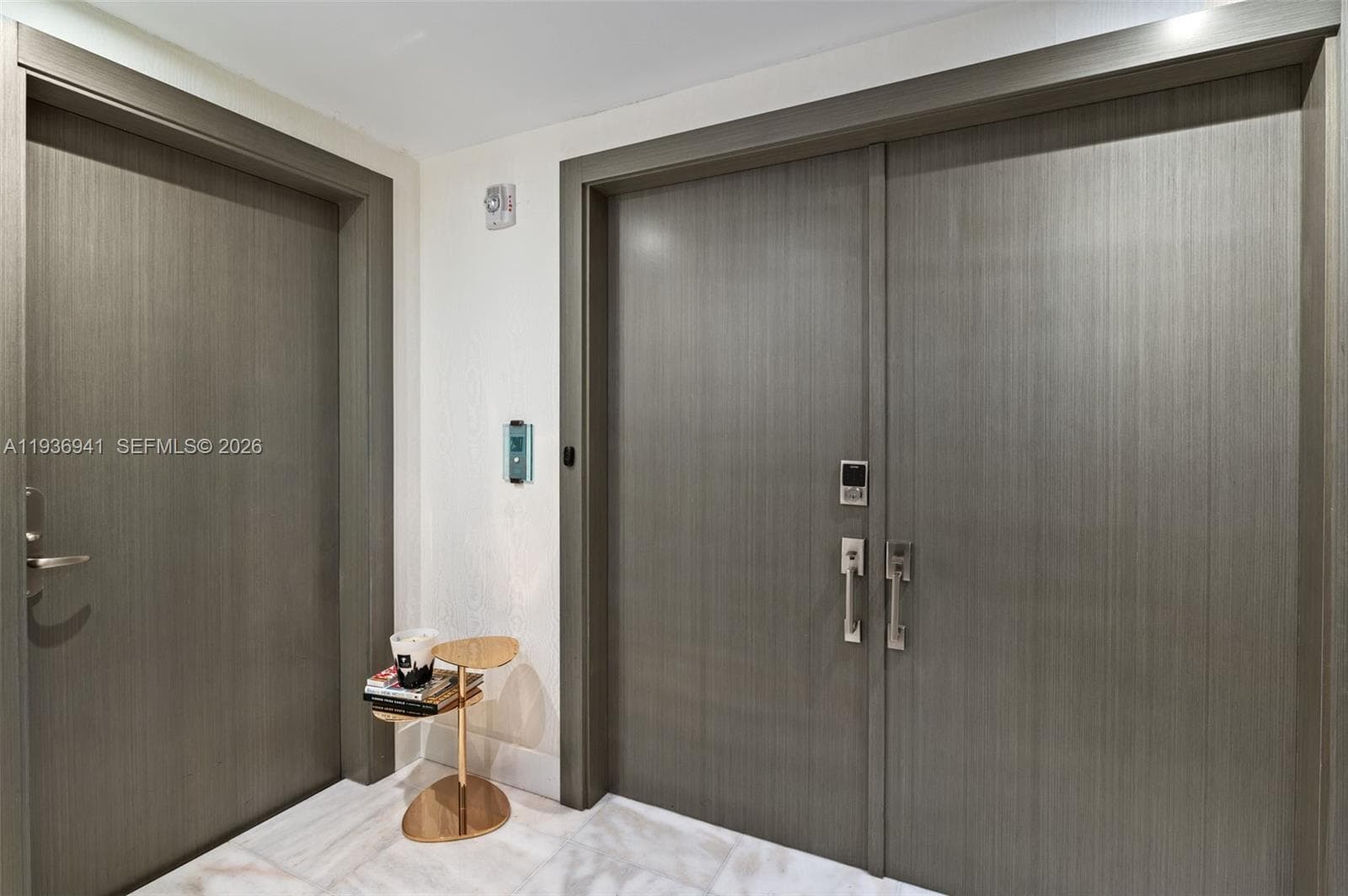 Condo at 1331 Brickell Bay Dr, Miami — photo 2