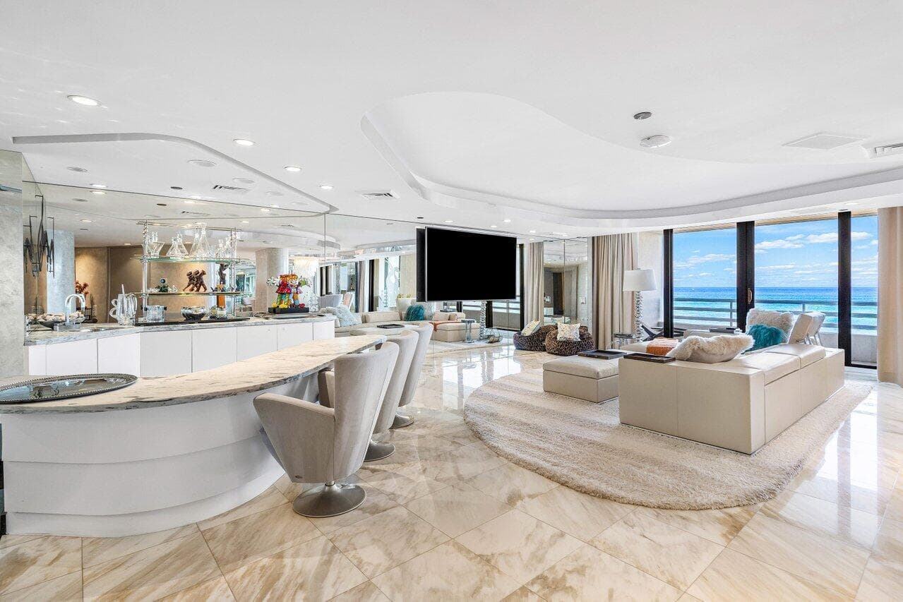 Condo at 1500 S Ocean Boulevard, Boca Raton, FL