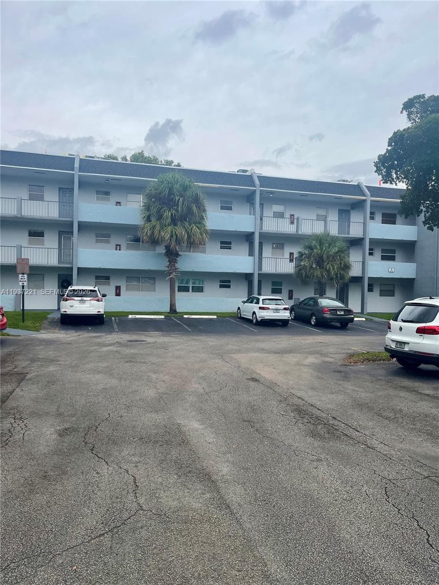 Condo at 8351 Sands Point Blvd, Tamarac, FL