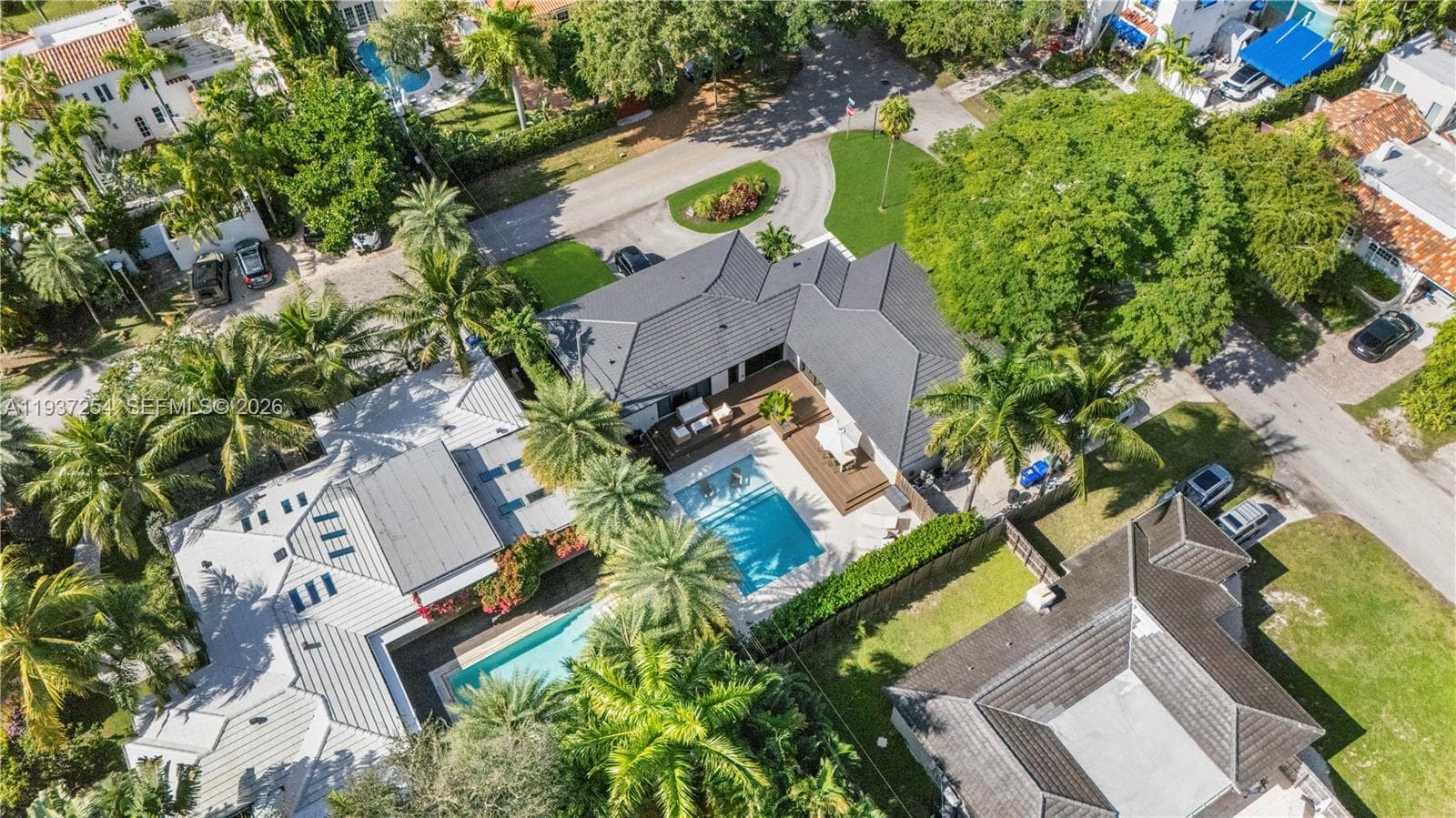 Single-family home at 800 NE 72nd St, Miami, FL