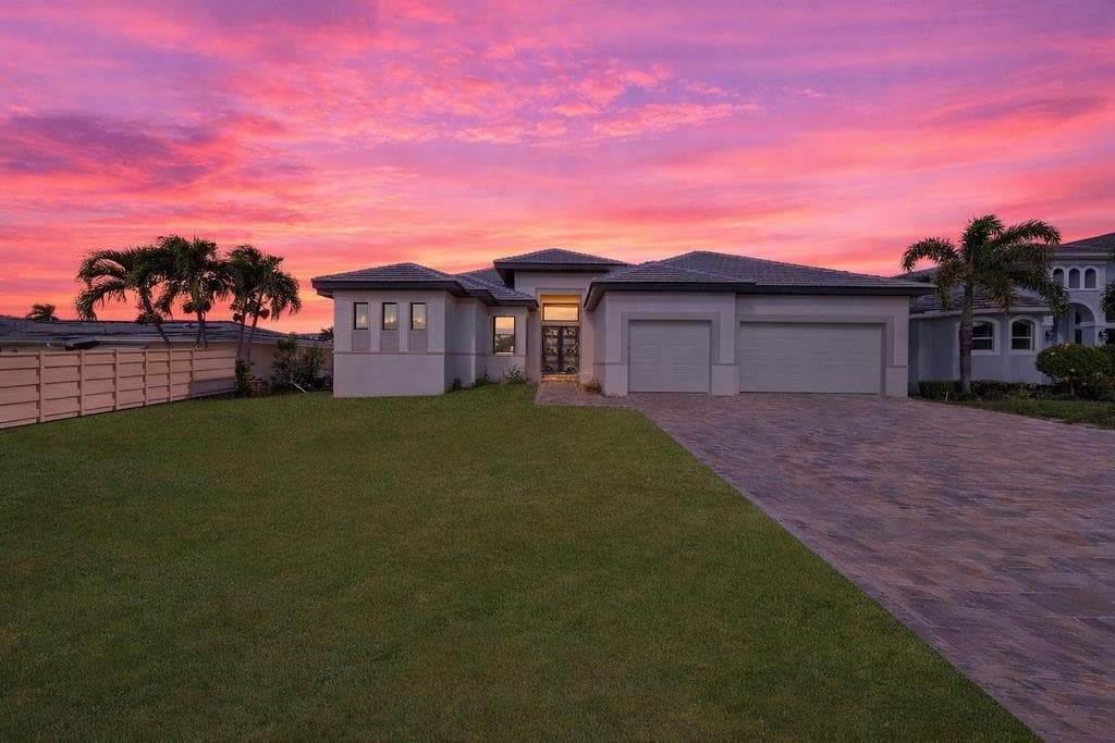 Single-family home at 131 SW 57th Street, Cape Coral, FL