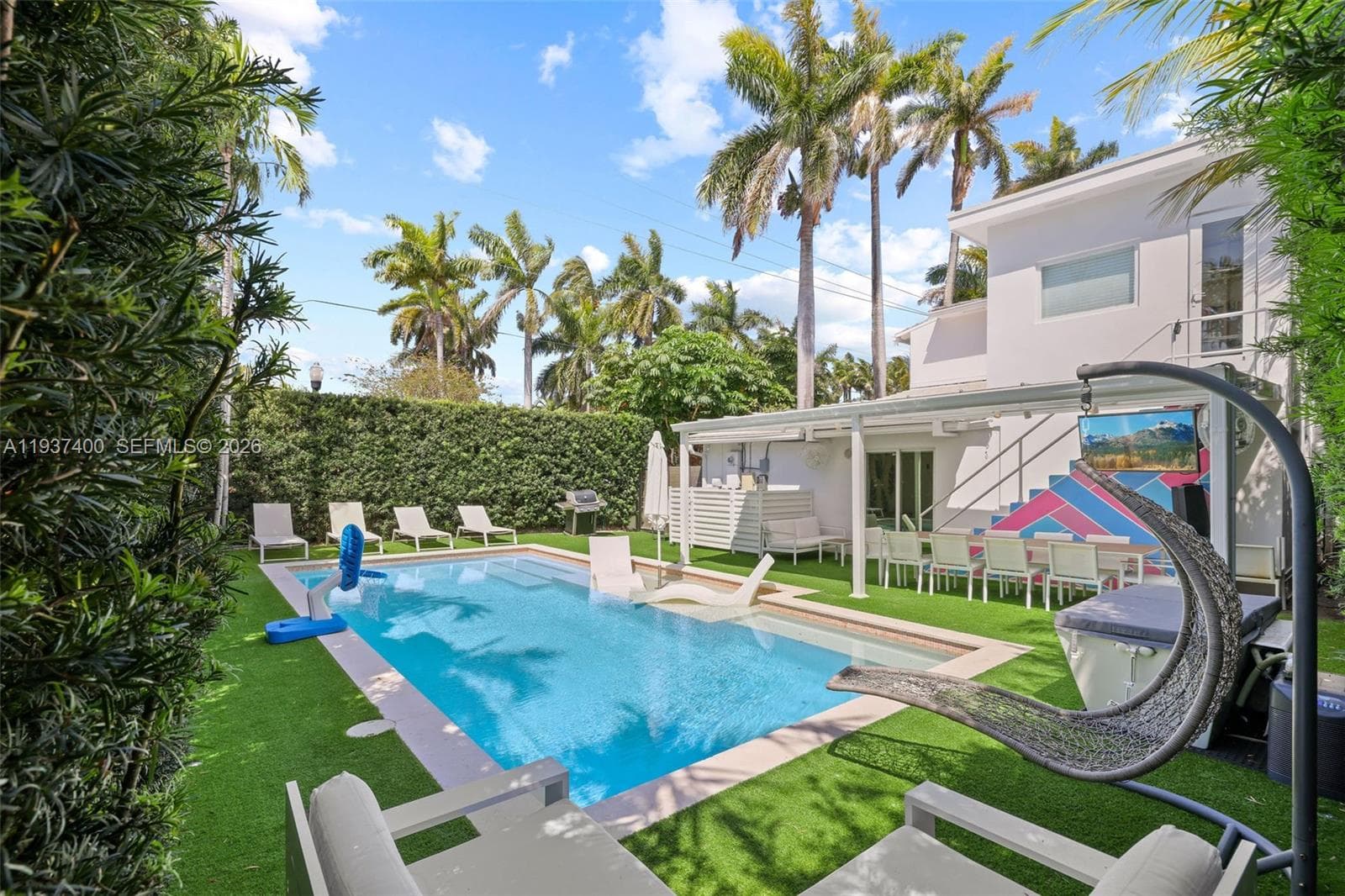 Single-family home at 4490 Royal Palm Ave, Miami Beach, FL