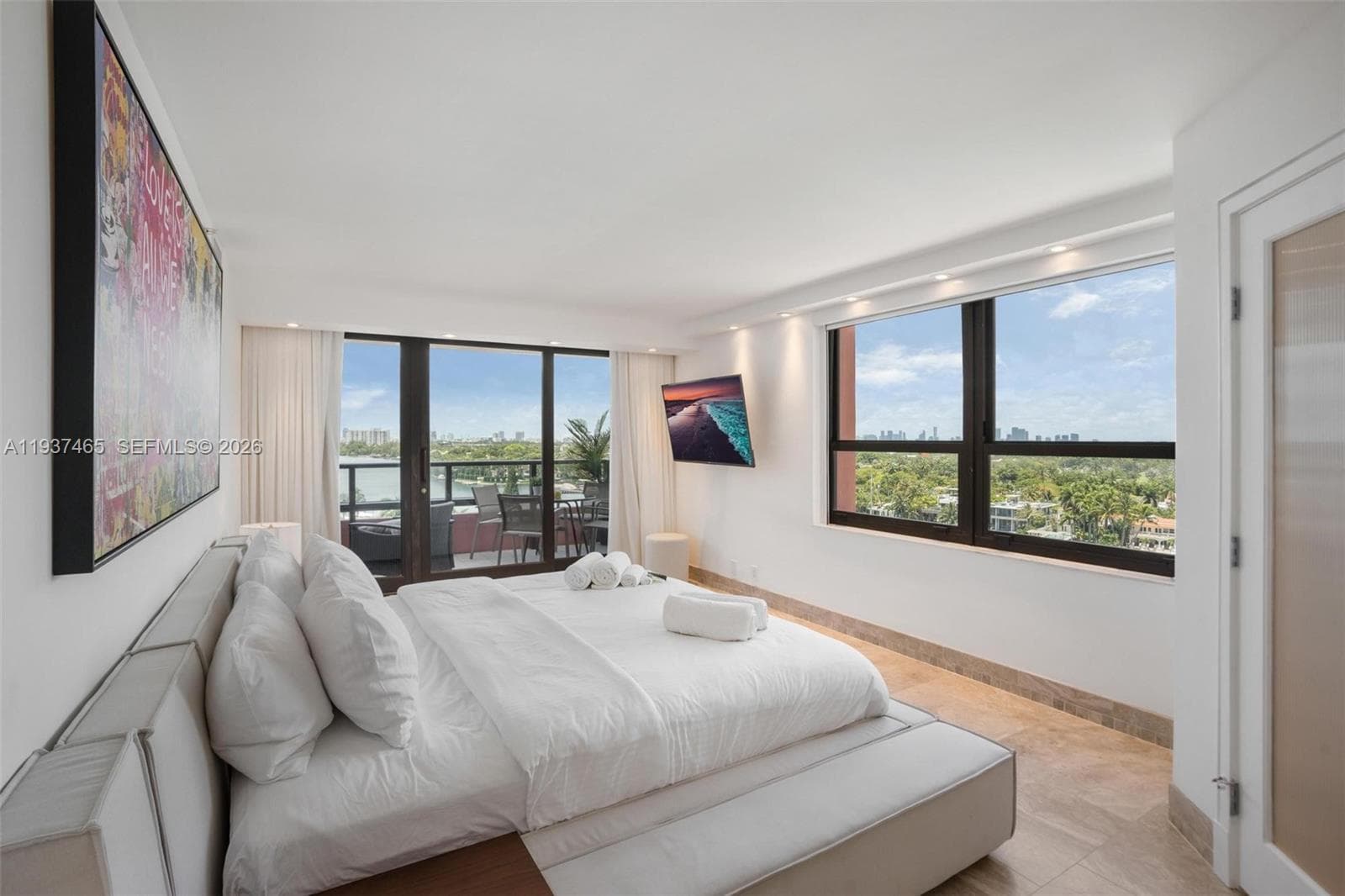 Condo at 5225 Collins Ave, Miami Beach — photo 2