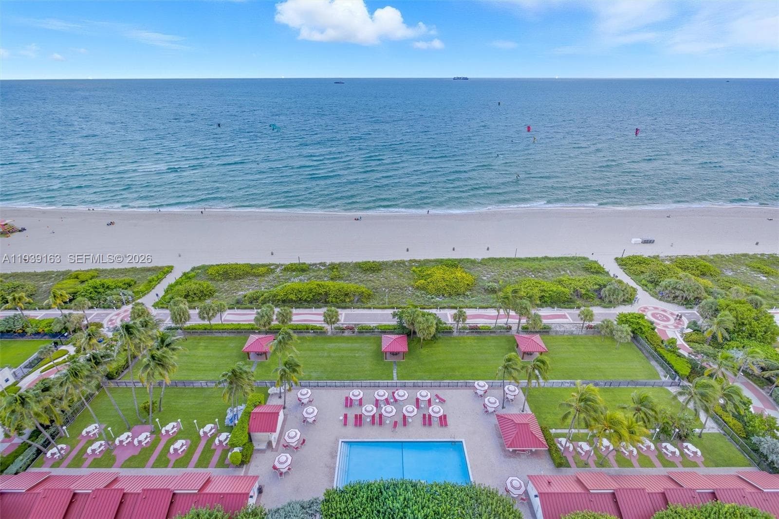 Condo at 2555 Collins Ave, Miami Beach, FL