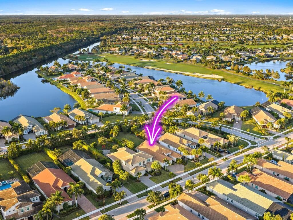 Single-family home at 271 Carina Drive, Jupiter, FL