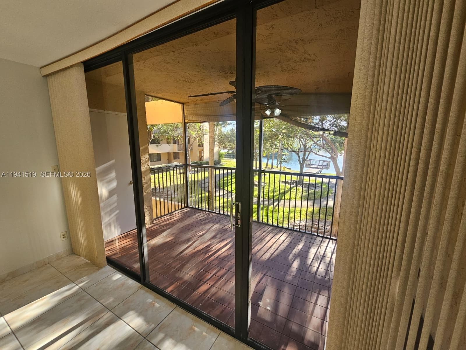 Condo at 8592 W Sunrise Blvd, Plantation, FL