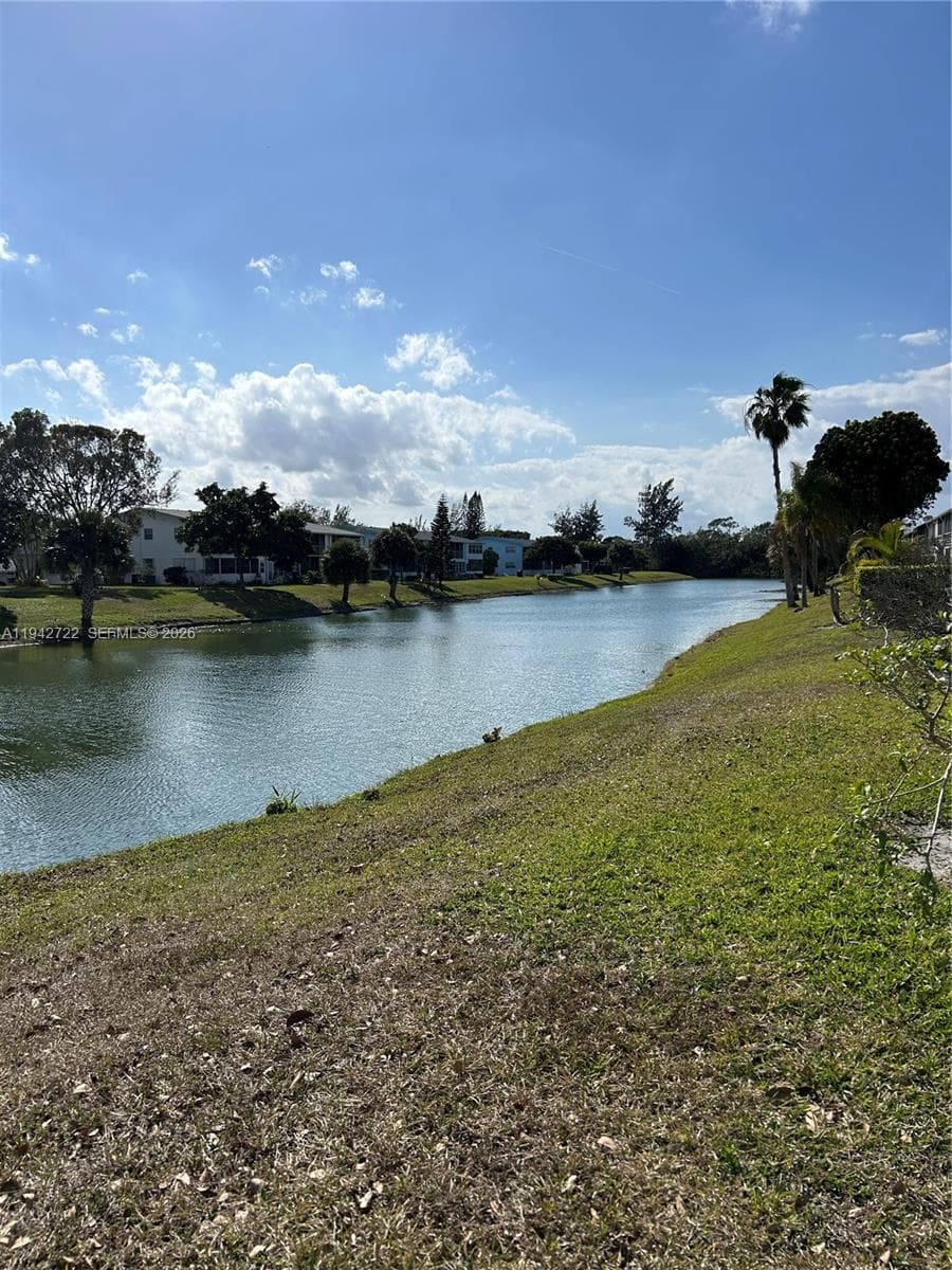 Condo at 38 Northampton B, West Palm Beach, FL