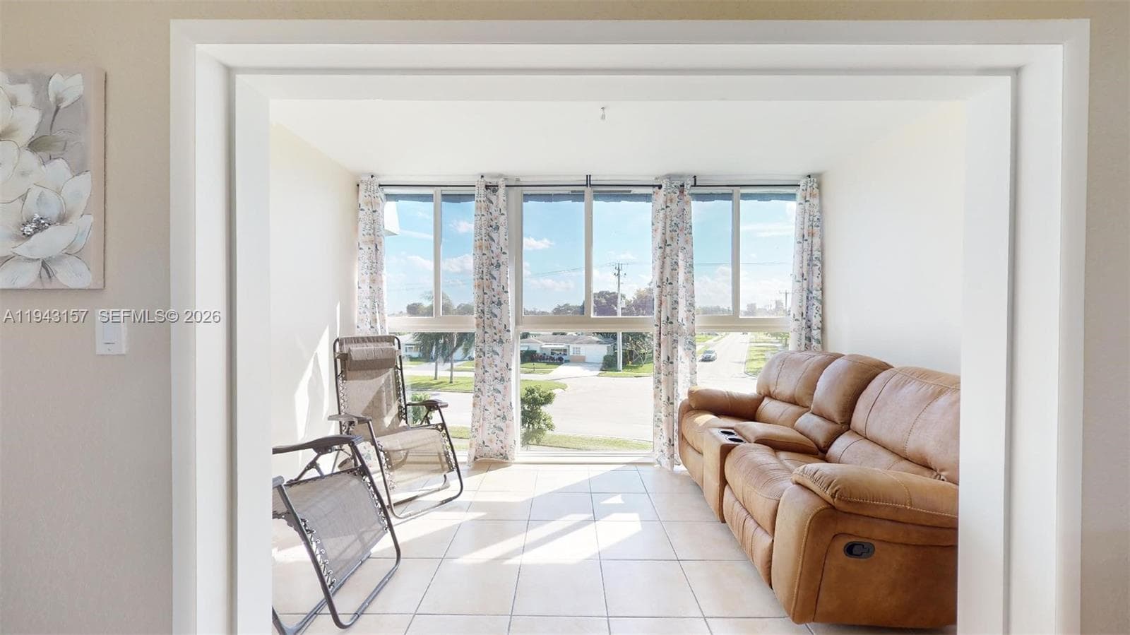 Condo at 7877 Golf Cir Dr, Margate, FL