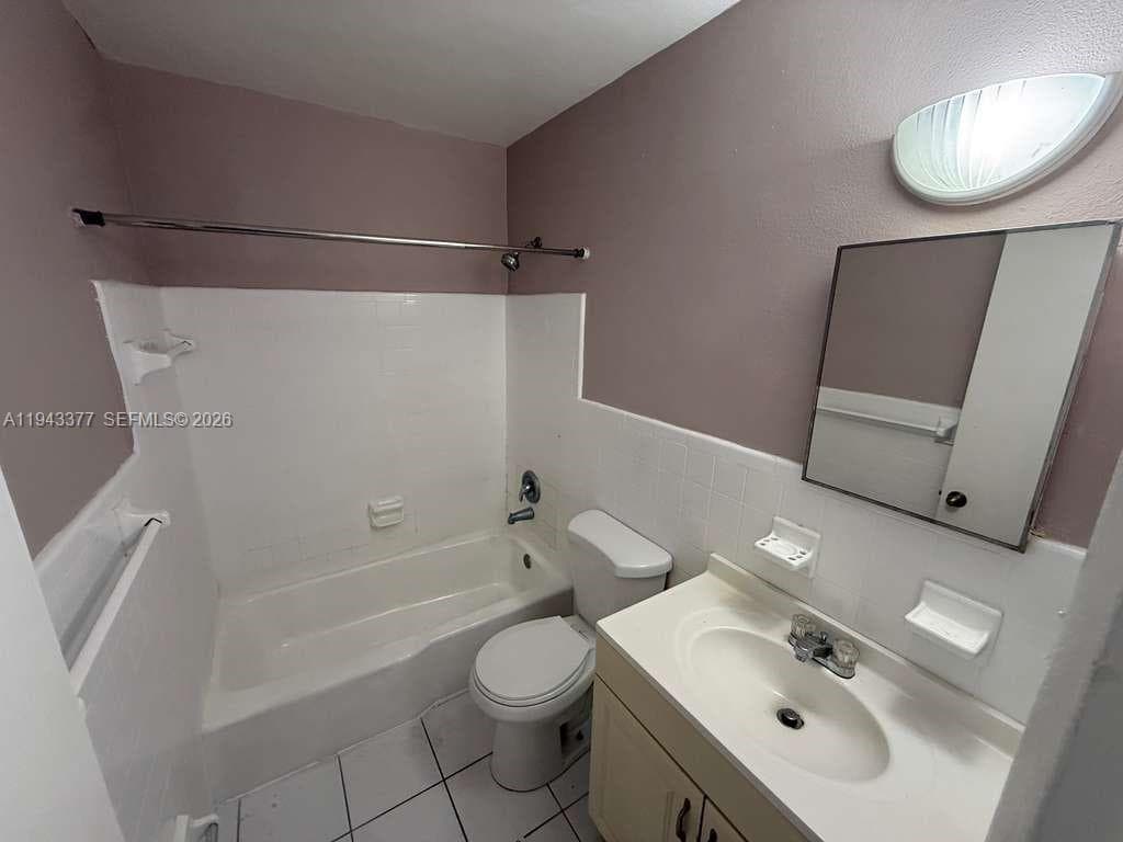Condo at 2916 Funston St, Hollywood — photo 1