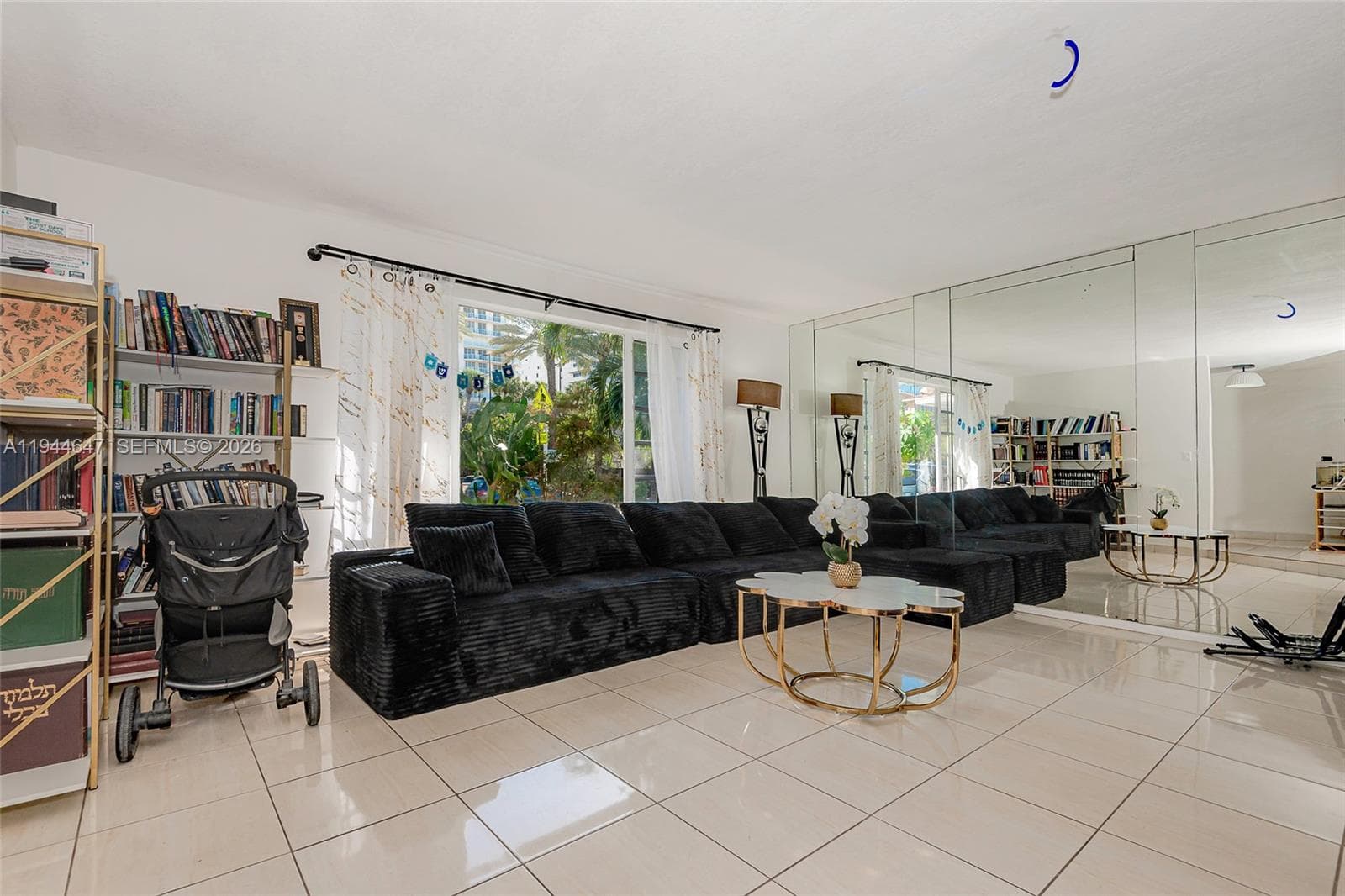 Single-family home at 8950 Harding Ave, Surfside — photo 3