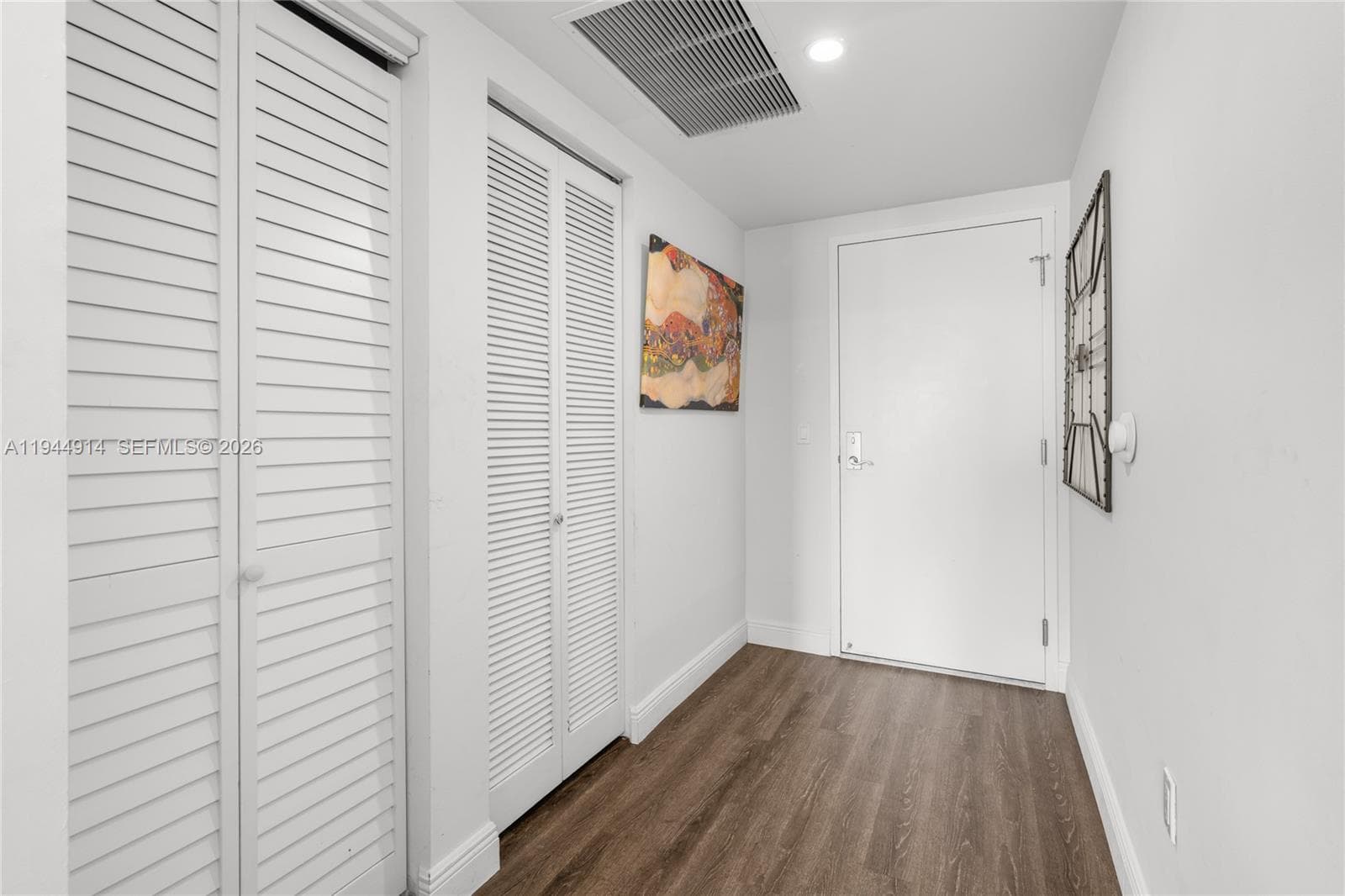 Condo at 185 SW 7th St, Miami — photo 3