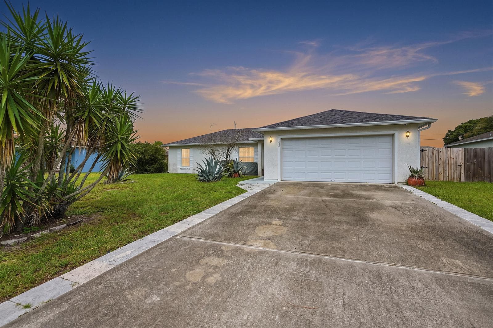 Single-family home at 7856 101st Avenue, Vero Beach, FL