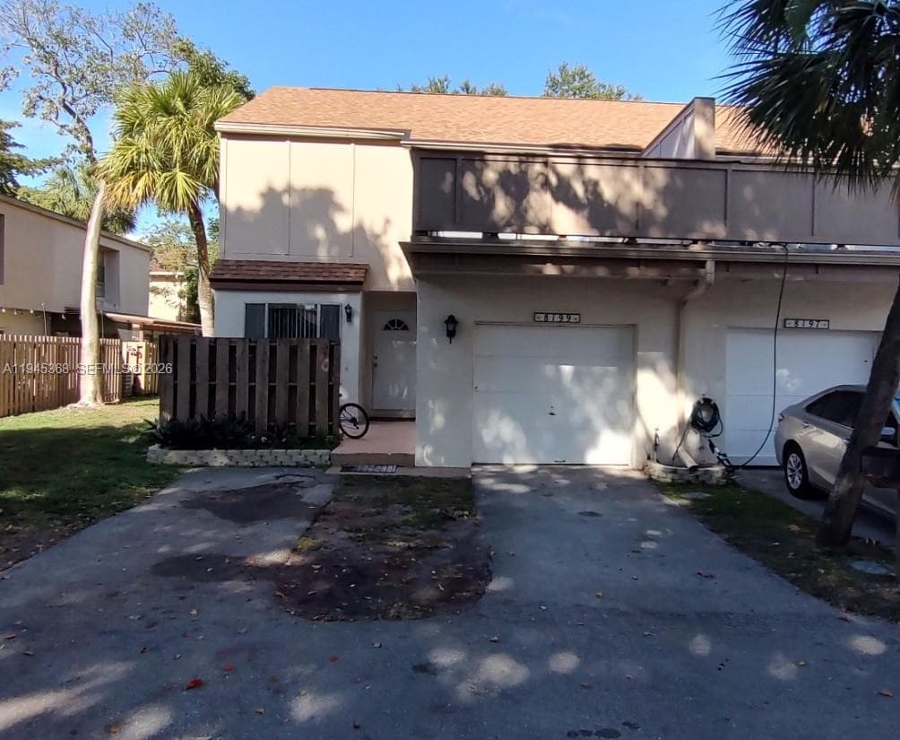 Townhouse at 8199 NW 8th Mnr, Plantation, FL