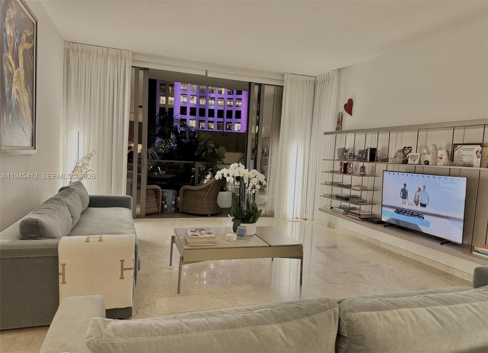 Condo at 68 SE 6th St, Miami — photo 3