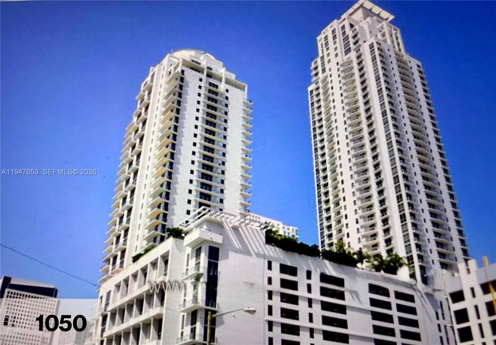 Condo at 1050 Brickell Ave, Miami — photo 1