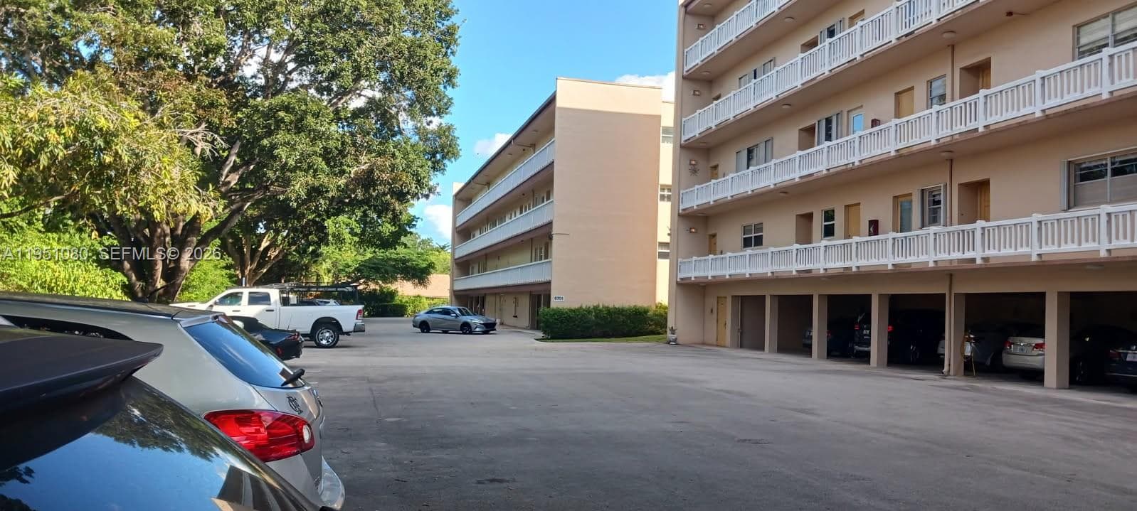 Condo at 6731 Cypress Rd, Plantation, FL