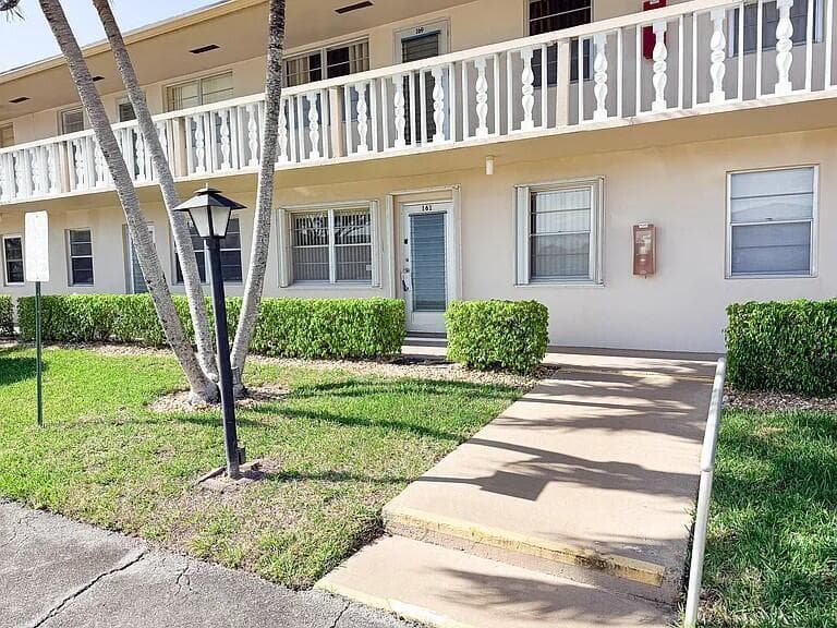 Condo at 164 Kent, West Palm Beach, FL