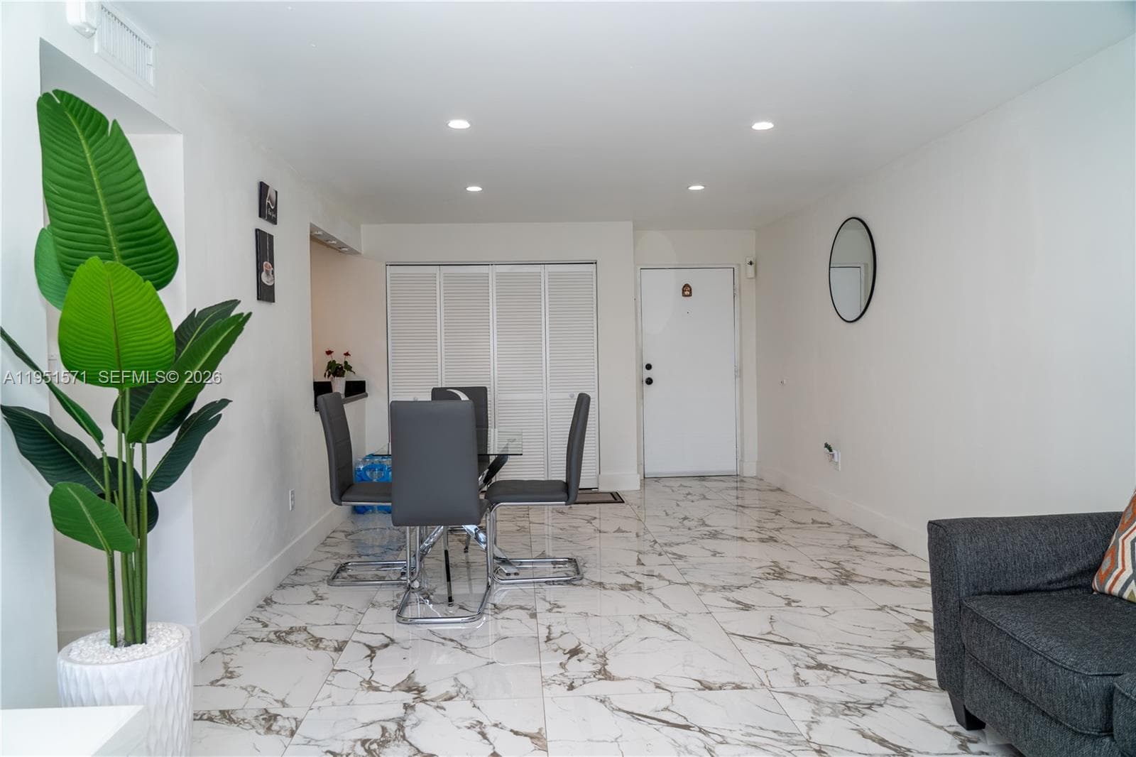 Condo at 854 NW 87th Ave, Miami — photo 3