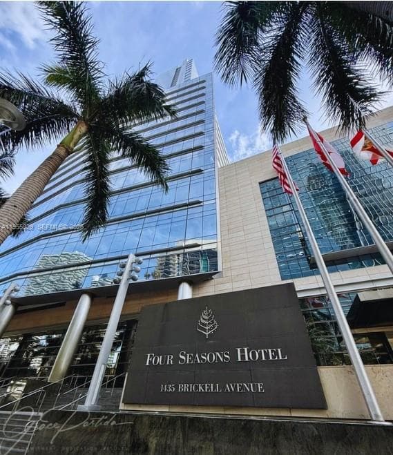 Condo at 1435 Brickell Ave, Miami, FL