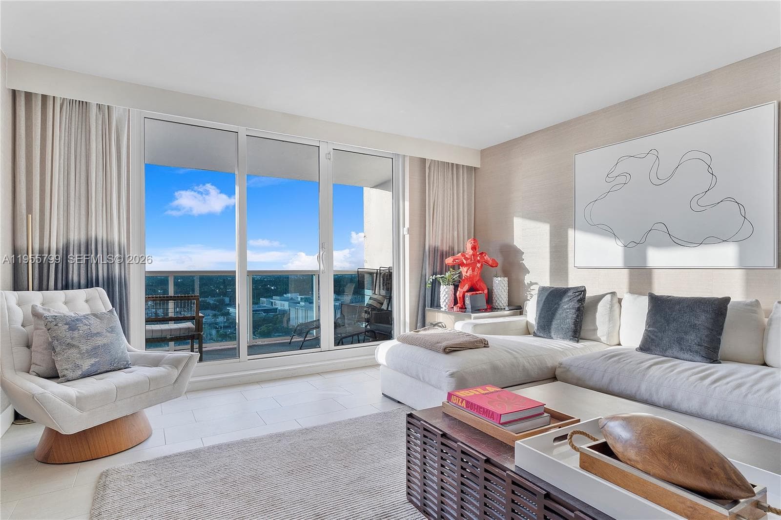 Condo at 102 24th St, Miami Beach — photo 1