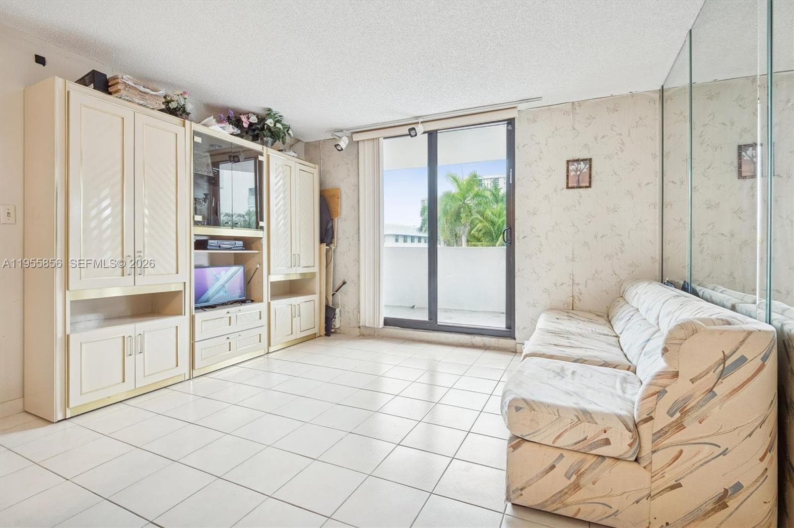 Condo at 4301 Collins Ave, Miami Beach — photo 3