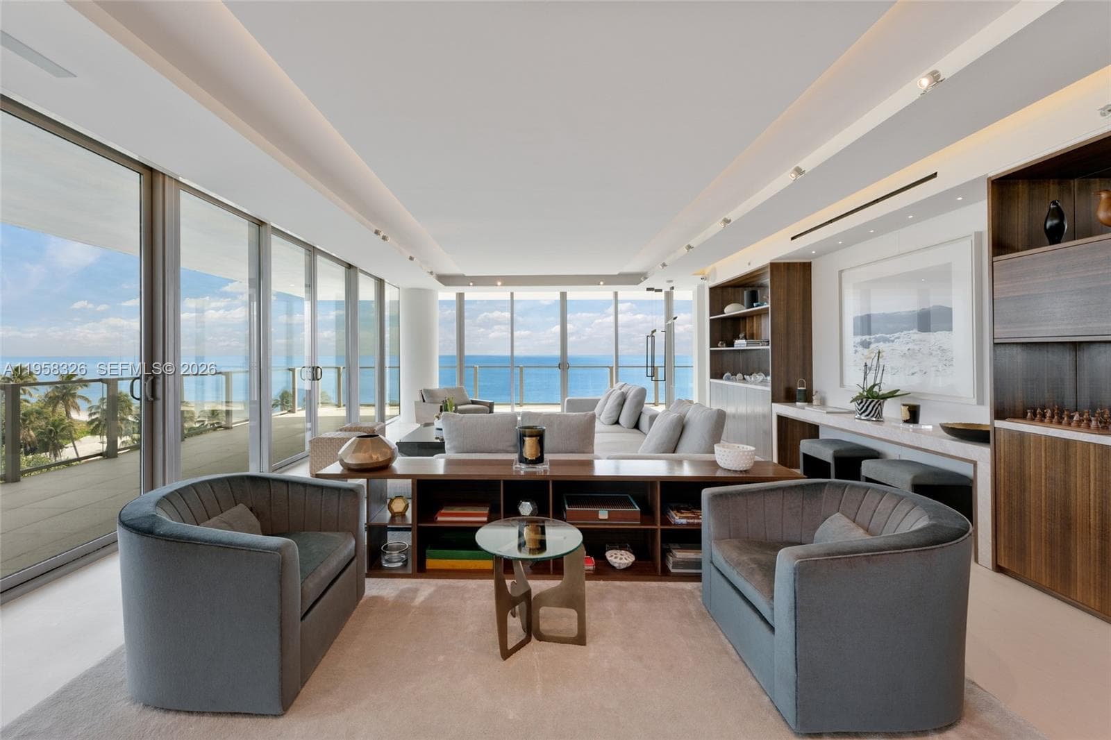Condo en 350 Ocean Dr, Key Biscayne — foto 1