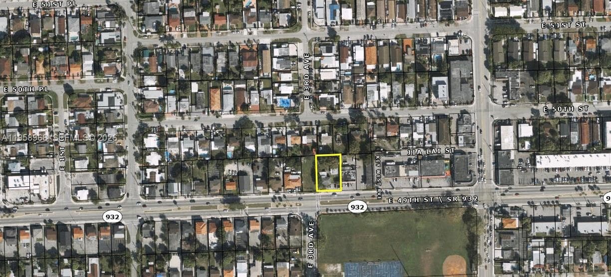 Single-family home at 309 E 49th St, Hialeah — photo 2