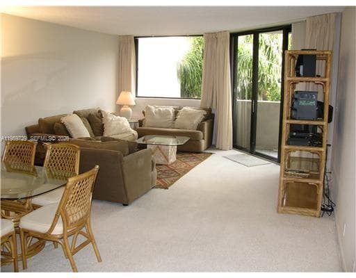 Condo at 181 Crandon Blvd, Key Biscayne, FL