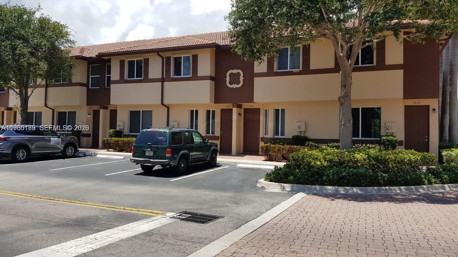 Townhouse at 3525 Sonoma Dr, Riviera Beach, FL