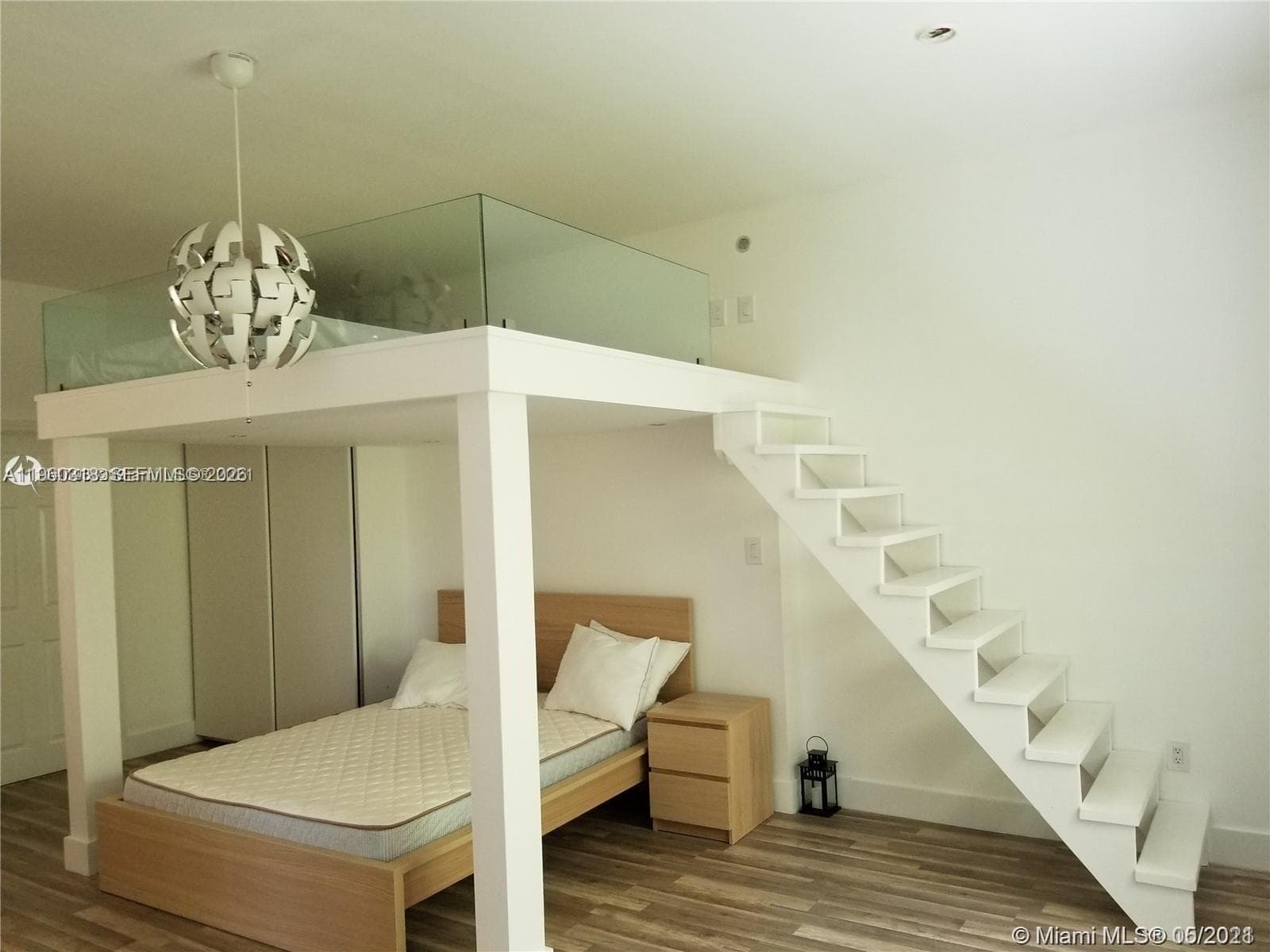 Condo at 1045 Meridian Ave, Miami Beach, FL
