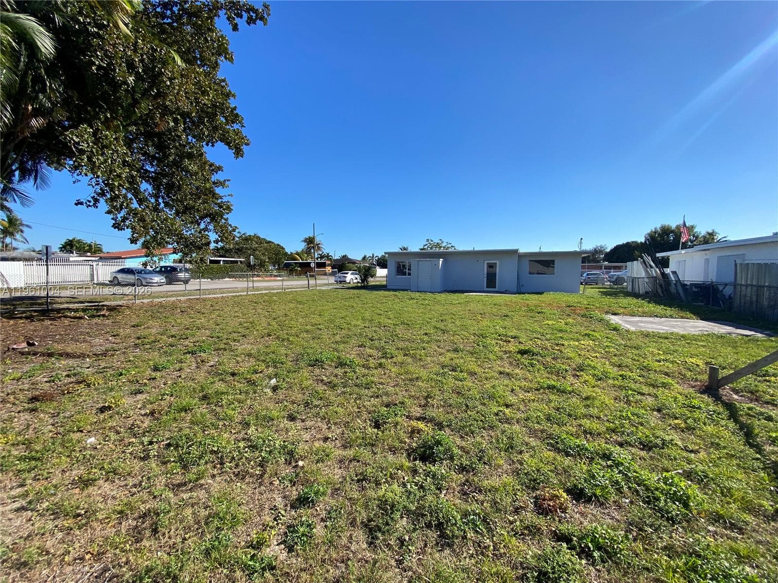 Single-family home at 691 E 48th St, Hialeah — photo 3