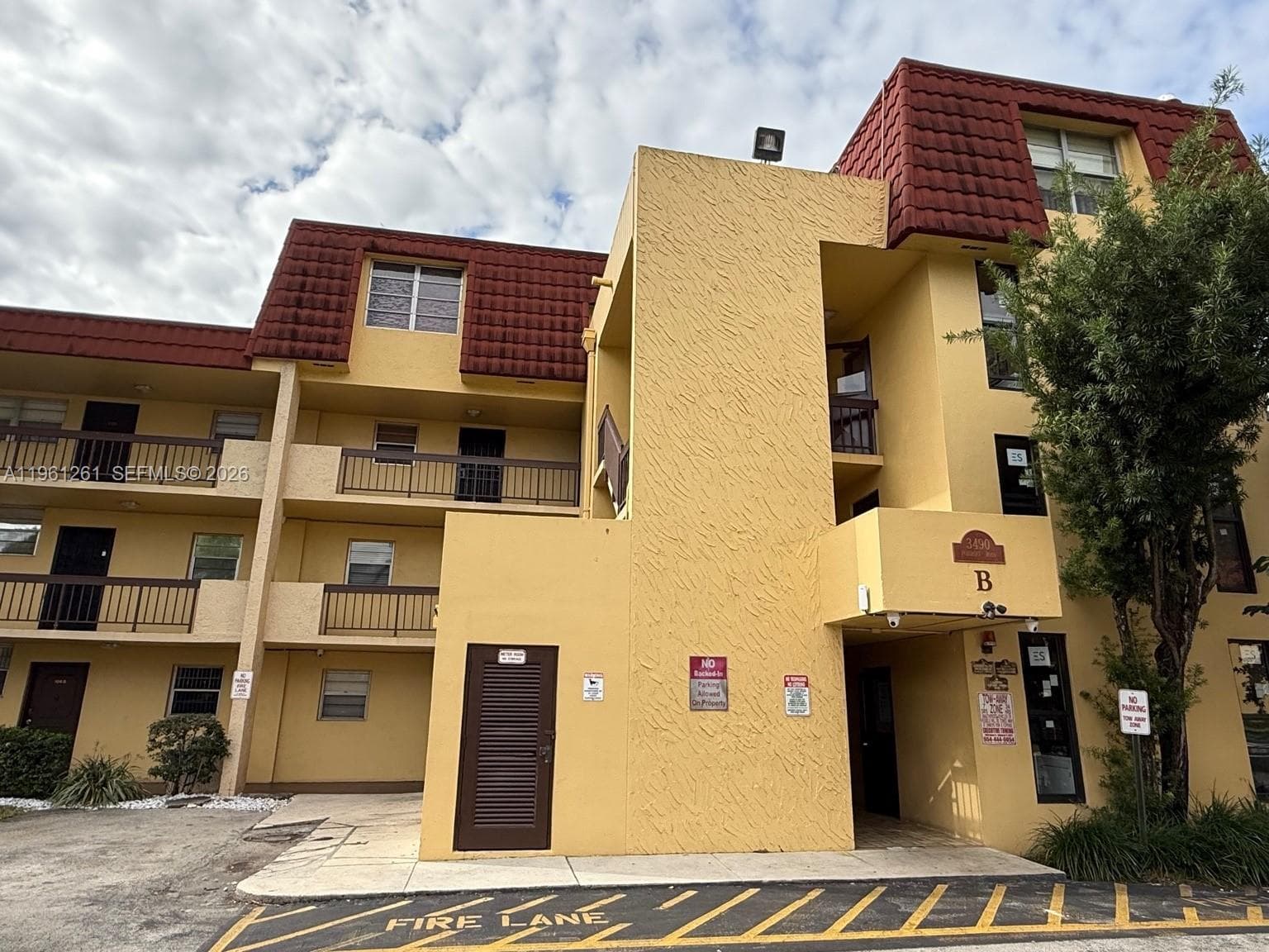 Condo at 3490 Foxcroft Rd, Miramar, FL