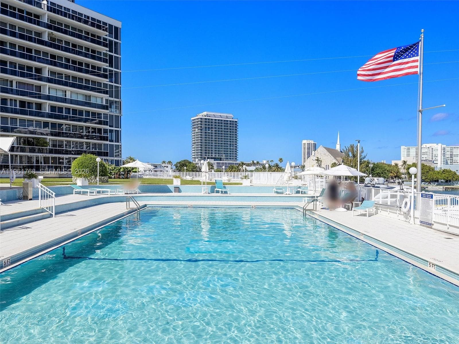 Condo at 900 Bay Dr, Miami Beach — photo 3