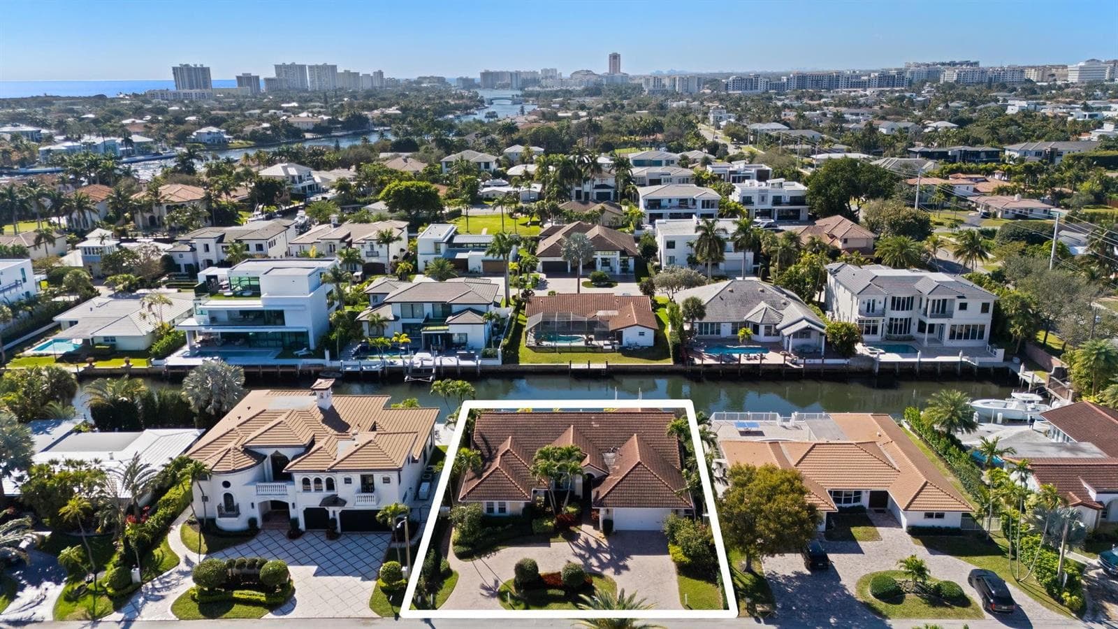 Single-family home at 520 Phillips Drive, Boca Raton, FL