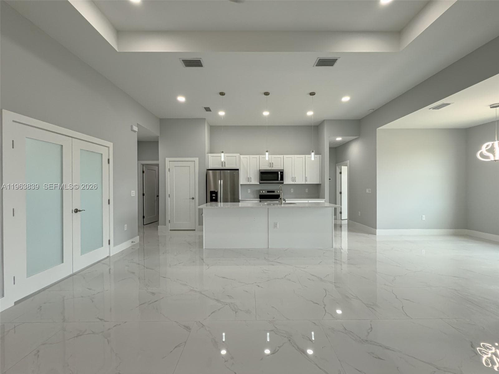 Single-family home at 417 Paddock St, Lehigh Acres — photo 3