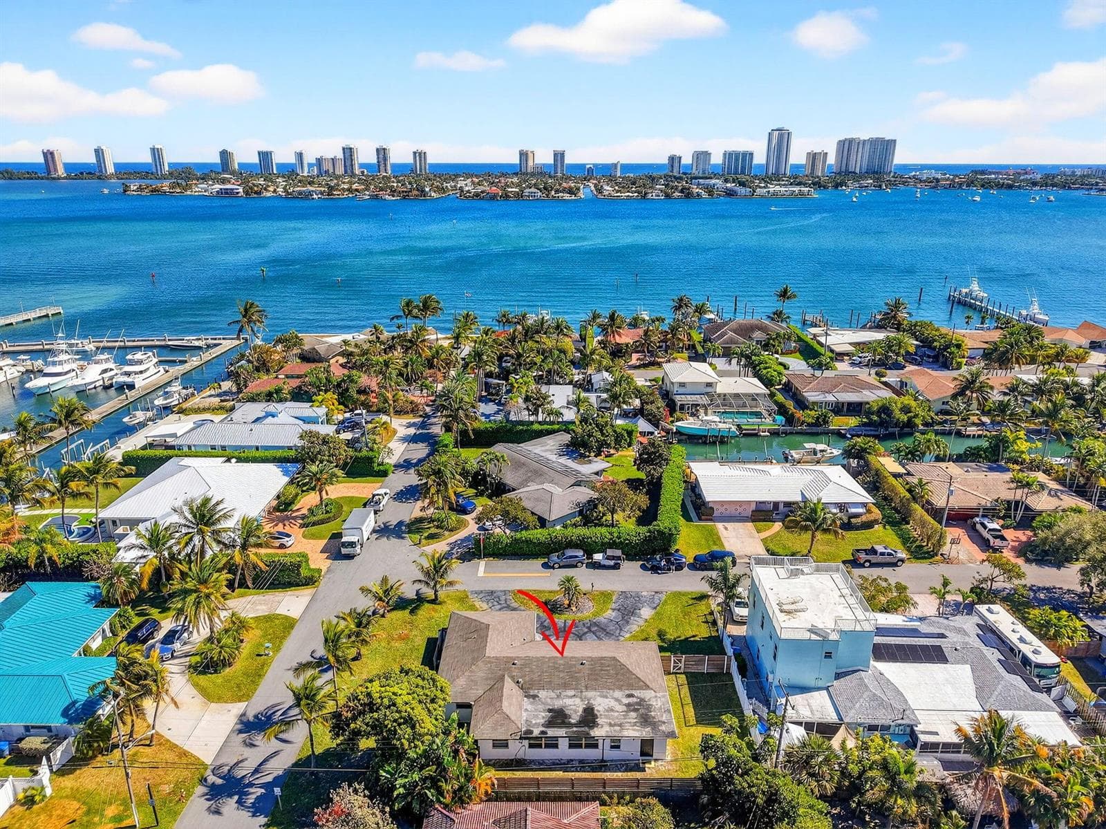 Single-family home at 3651 Palm Drive, Riviera Beach, FL