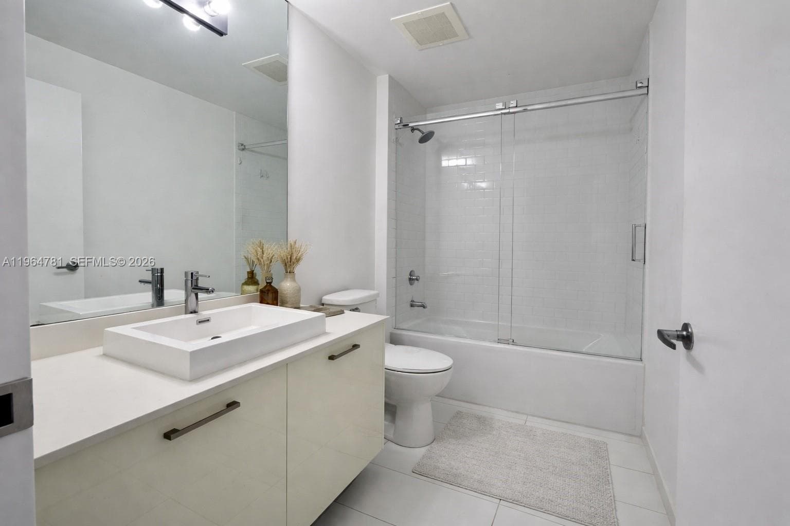 Condo at 151 SE 1st St, Miami — photo 3